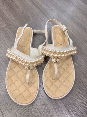 CHANEL Ivory Pearl-Trim Quilted Thong Slingback Sandals size 36